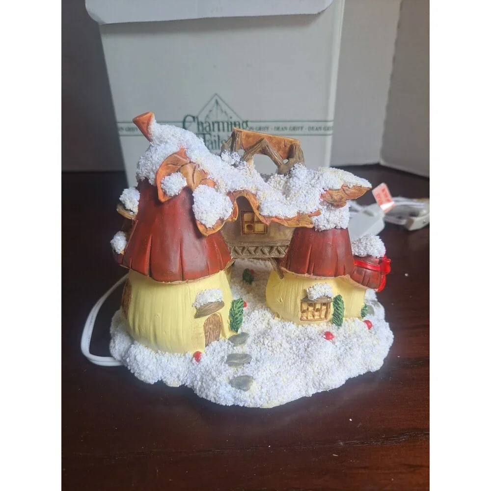 Charming Tails Mushroom Depot Lighted Figurine